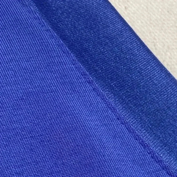 Halston essentials V neck slinky blue shirt top - Picture 6 of 11